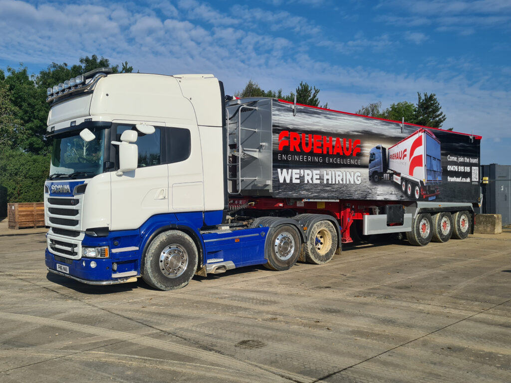 Company owner Mark Selby has wrapped his new tippers in Fruehauf’s full hiring livery as a gesture of gratitude to the company.